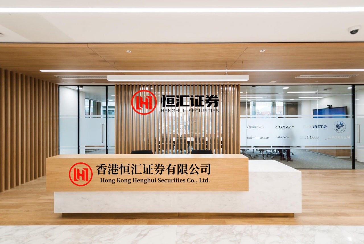 君盈配资官网 相士劝阻杨坚不要出宫，皇帝大怒：回来就斩你，相士：你回不来了
